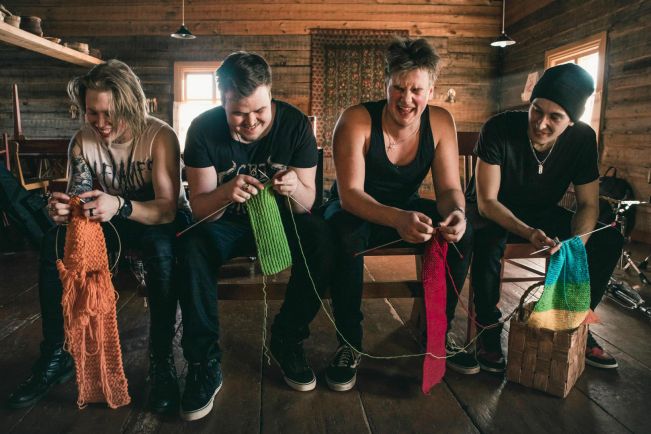 Общество, В Финляндии пройдет чемпионат мира по вязанию под хэви-метал | В Финляндии пройдет чемпионат мира по вязанию под хэви-метал